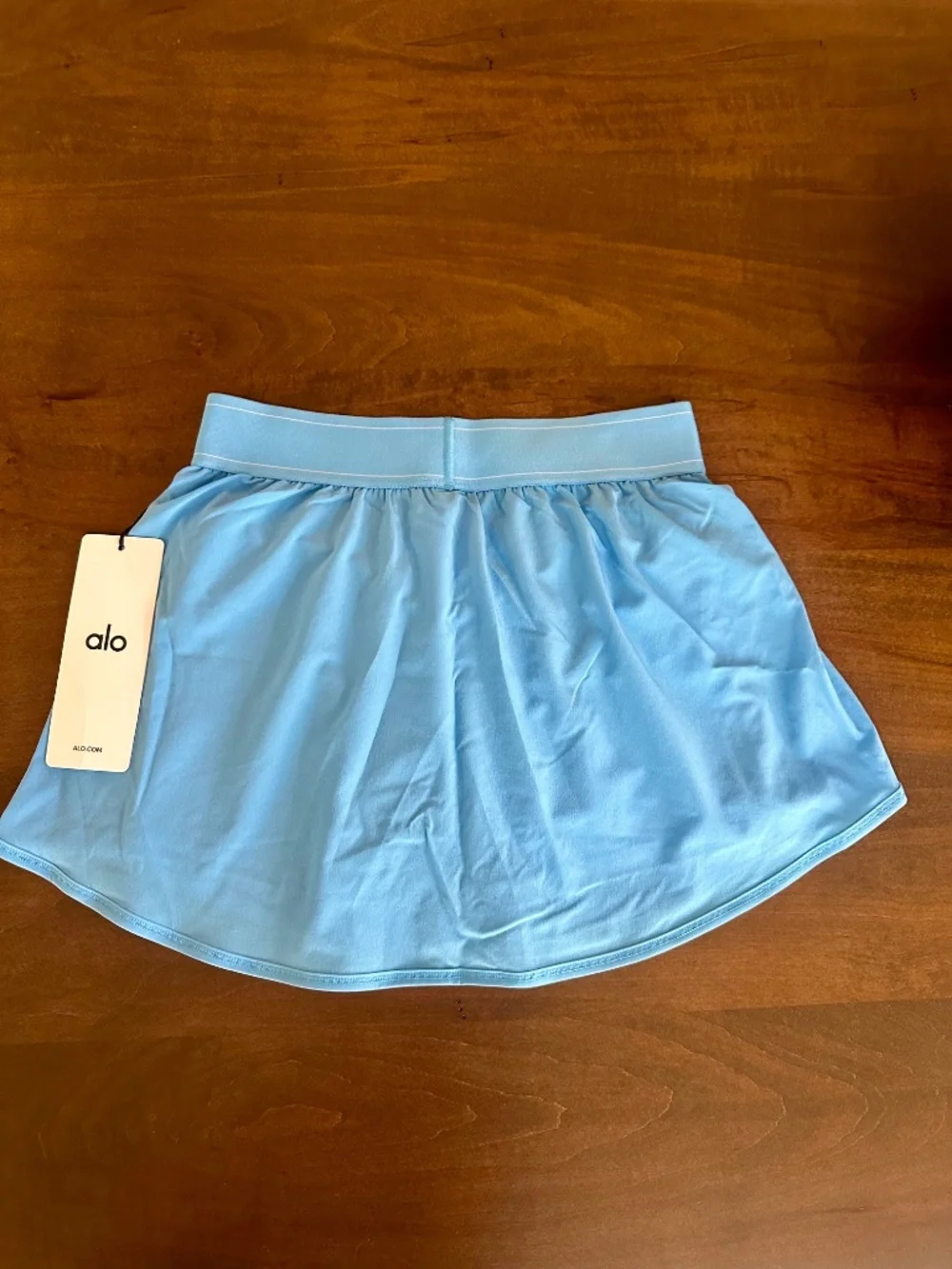 Alo Yoga Match Point Tennis Skirt Azure Blue Built in Shorts Sz SMALL NEW
